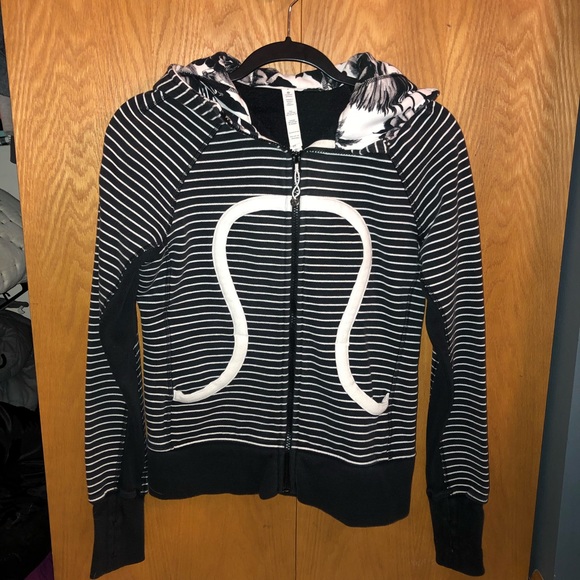 lulu sweatshirt